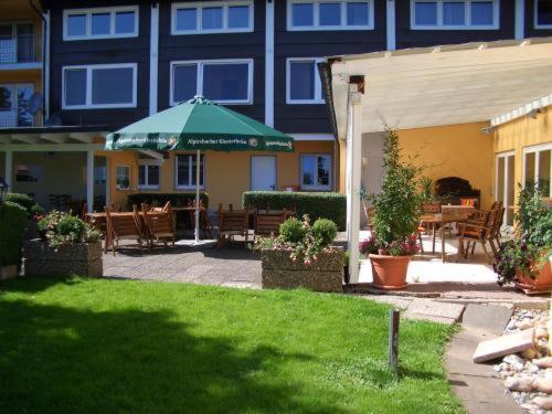 Hotel Traube Loßburg Exterior foto